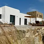Pearl Of Mykonos * Plintri