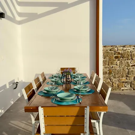 Pearl Of Mykonos Plintri