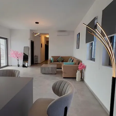 Pearl Of Mykonos *